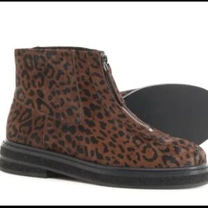 AEROSOLES Vale Leopard Boots Sz 8 NIB